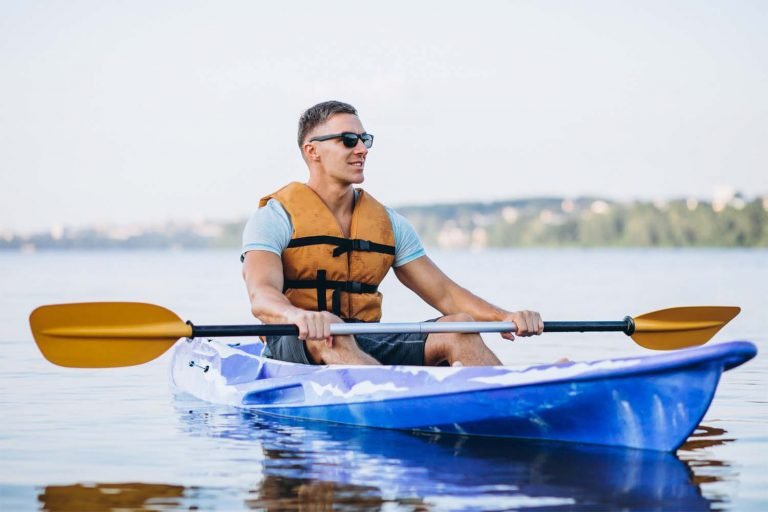 The Do’s And Don’ts Of Solo Kayaking